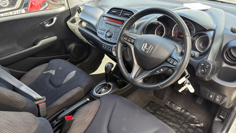 Honda Jazz 1.4 i-VTEC ES Plus 5dr CVT Petrol Hatchback